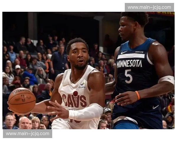 骑士米切尔关键中距离 锁定胜局展现巨星终结能力